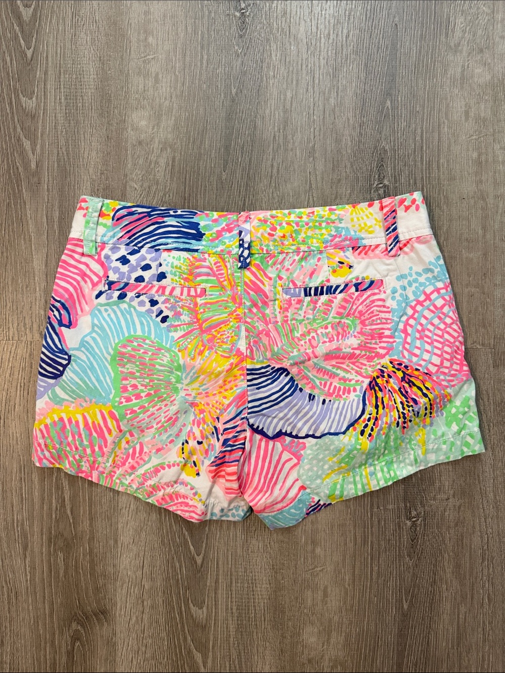 Lilly Pulitzer Sz 6 The Callahan Casual Summer Vibrant Multicolor Women’s Shorts - Picture 2 of 8